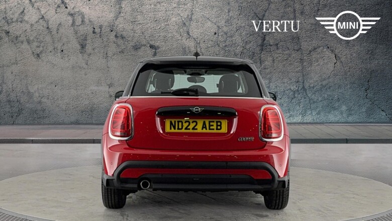 MINI Hatchback 1.5 Cooper Classic 5dr Petrol Hatchback